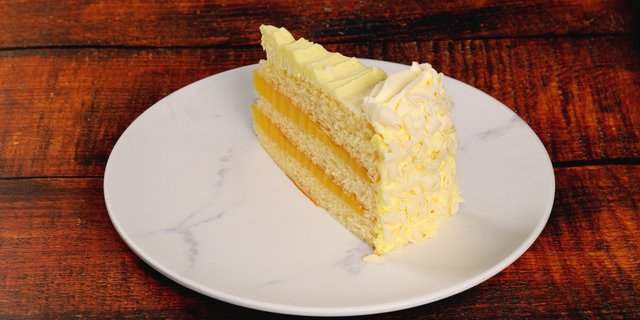 Limoncello Cake