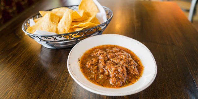 Roasted Salsa & Chips