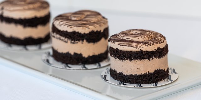 Chocolate Mousse Pastry Box