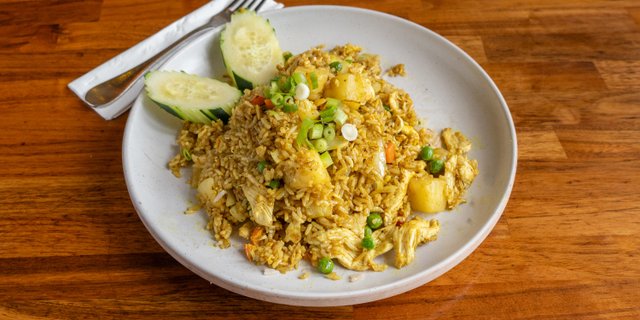 Pineapple Curry Fried Rice