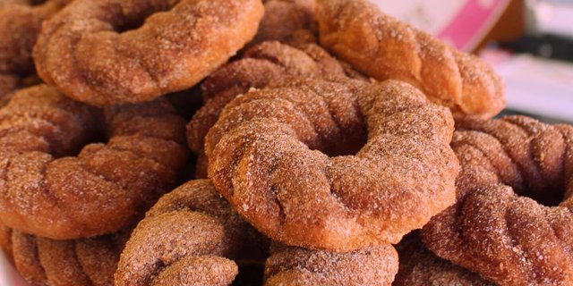Churro Donuts