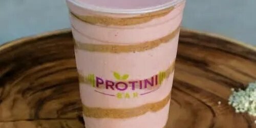 Strawberry N’ Banana Shake