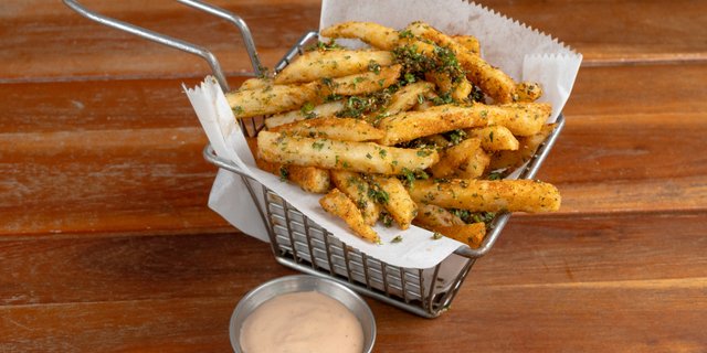 Bravas-Style Fries