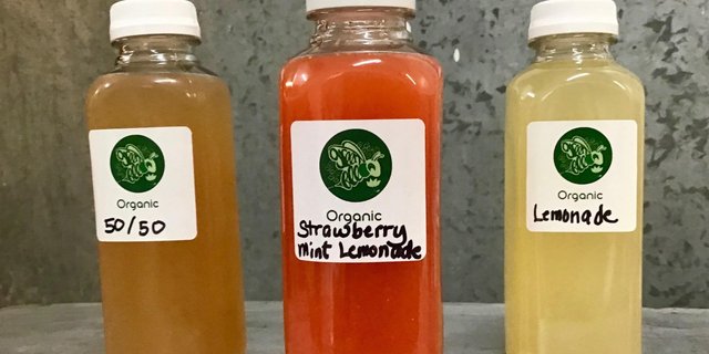 Strawberry-Mint Lemonade