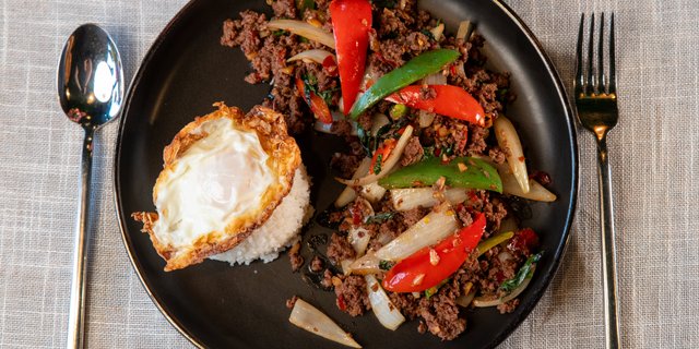 Wagyu Beef Chili Basil (Pad Kra Pao) Entree