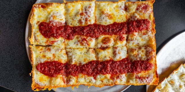 The Original Pepperoni Pizza