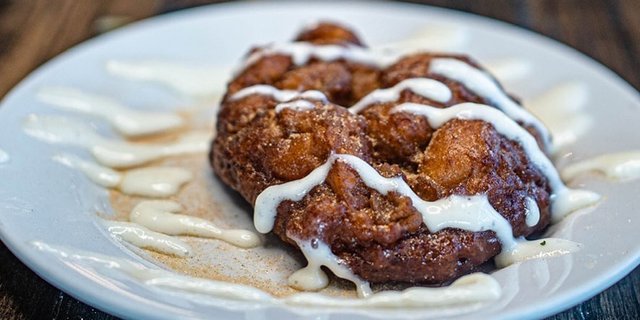 Apple Fritters