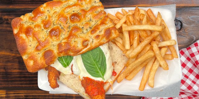 Chicken Margherita Sandwich Tray