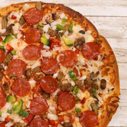 Deluxe Pan Pizza