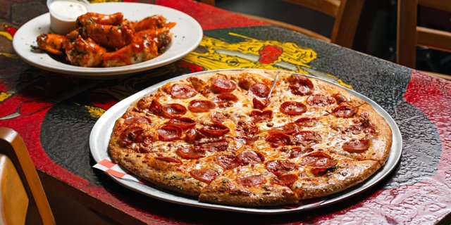 Classic Pepperoni Pizza