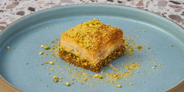 Pistachio Baklava Box
