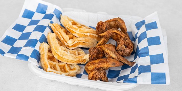 Chicken & Waffles