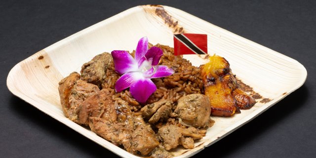 Calypso Brown Stew Chicken w/ Pelau
