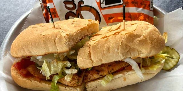Po'Boy Boxed Lunch