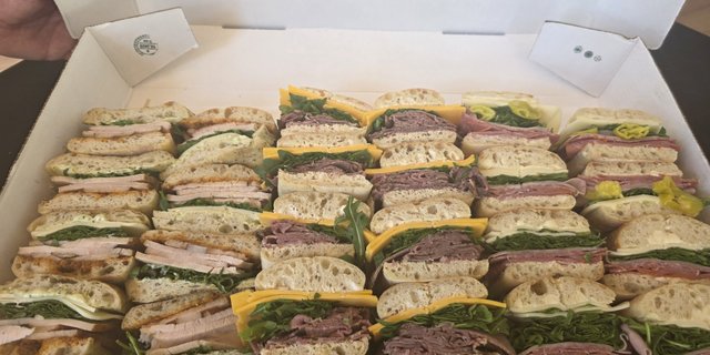 Sandwich Party Box (12)