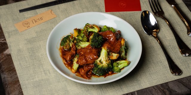 Beef w/ Broccoli
