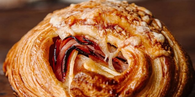 Ham & Cheese Croissant