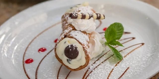 Cannoli Tray