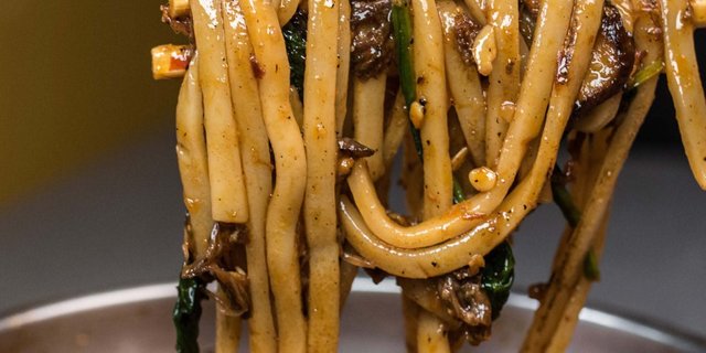 Wok-Charred Wheat Noodles