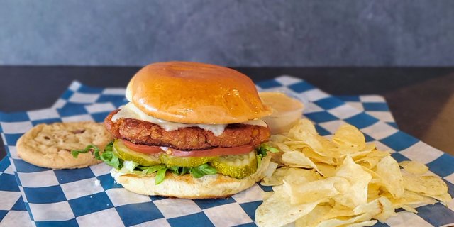Veggie Burger Lunch Box