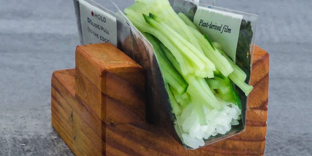 Cucumber Hand Roll