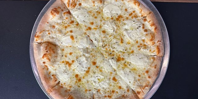 Pizza Bianca