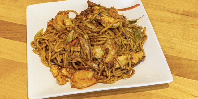 Mo’s Special Lo Mein