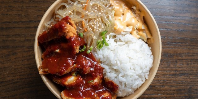 K-Spicy Chicken Cup Bop