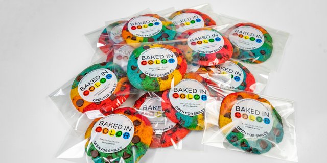 Giant Rainbow Cookie 100-Pack