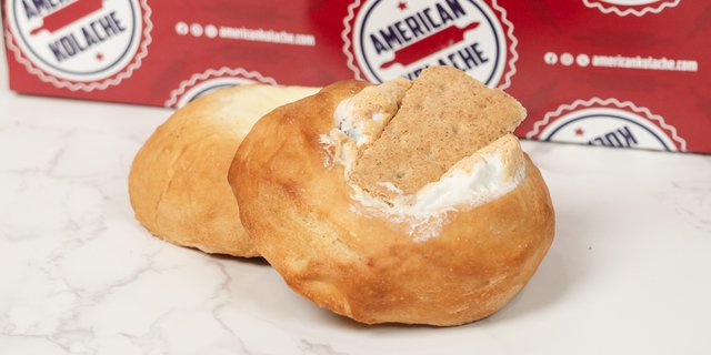 Gooey Butter Cake Kolache