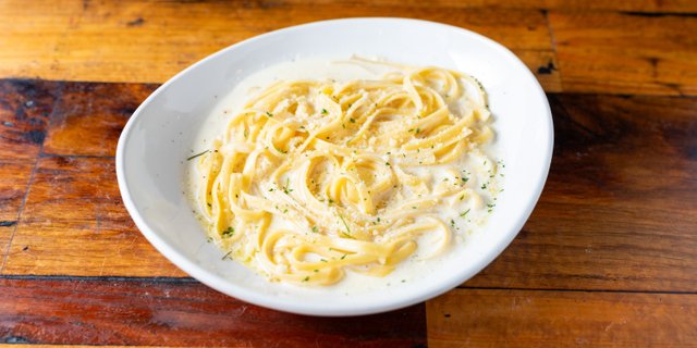 Fettuccine Alfredo