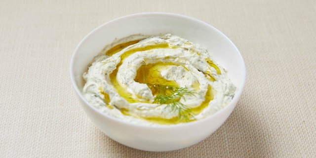 Minty Yogurt Dip