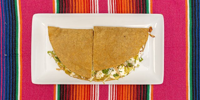 Quesadilla de Pollo (Chicken)