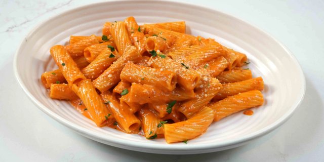Rigatoni Vodka