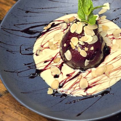 Pear in Red Wine Sauce