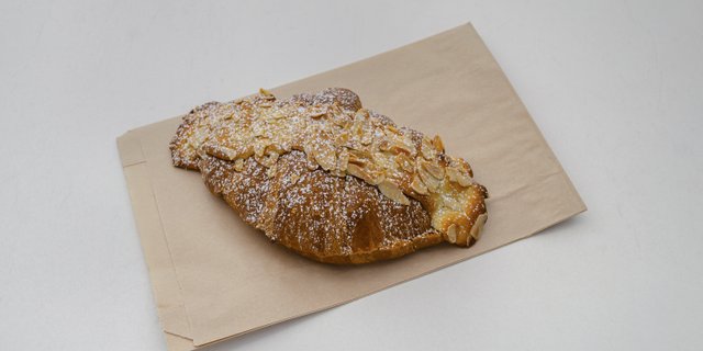 Almond Croissant