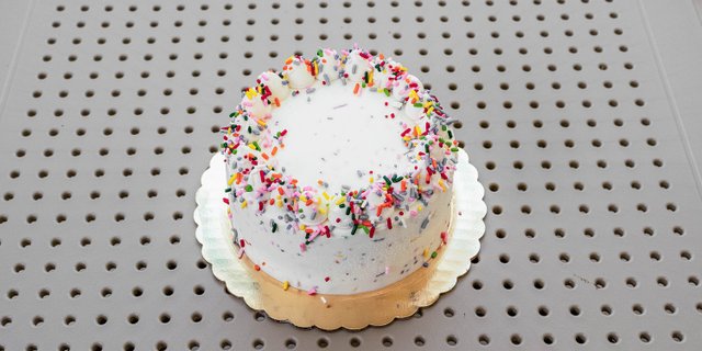 Twinkle Sprinkle Cake