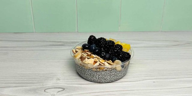 Vanilla Chia Pudding Bowl