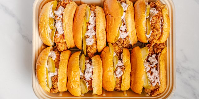 Crispy Chicken Sandwich Platter
