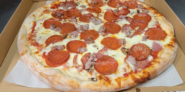 Coit Tower Pizza
