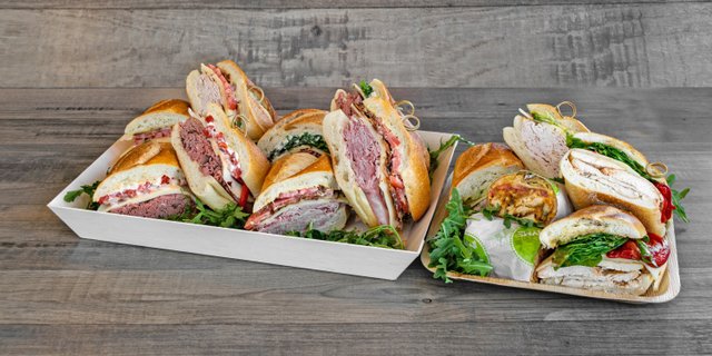 Signature Sandwiches & Wraps
