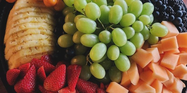 Seasonal Fruit Platter