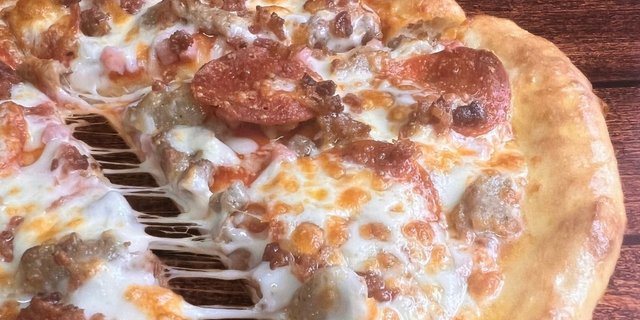 Nice to Meat You Hand-Tossed Pizza