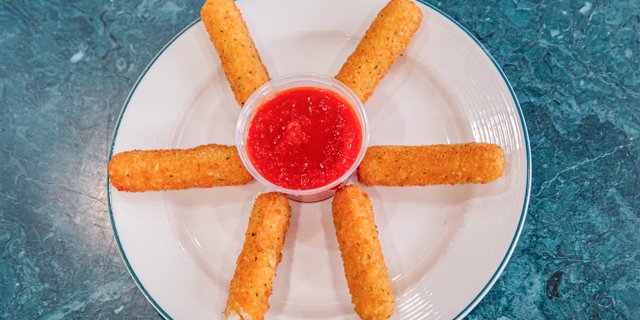 Mozzarella Sticks