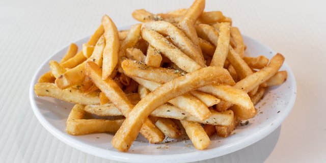 Shoestring Fries