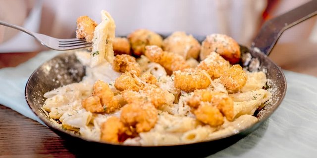 Fried Shrimp Alfredo