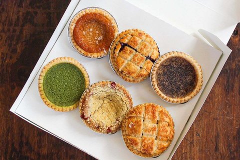 A Hundred Little Birds Mini Pie Package
