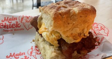 Main Chick Jammin Biscuits
