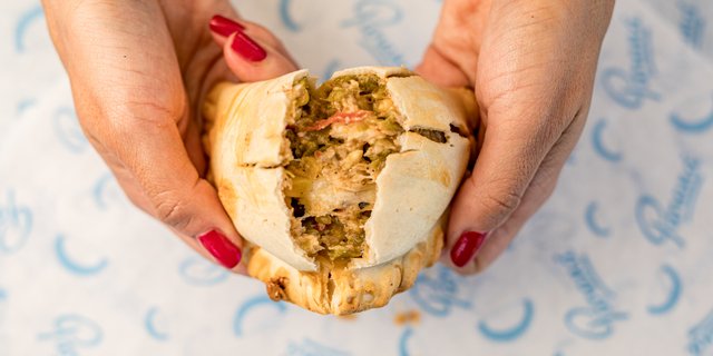 Rajas Empanada