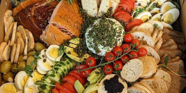 Smoked Salmon Box